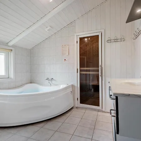 Awesome In With Sauna Σπίτι διακοπών *